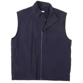 04651 / A Trip in a Bag Fleece-Lined Nylon Vest