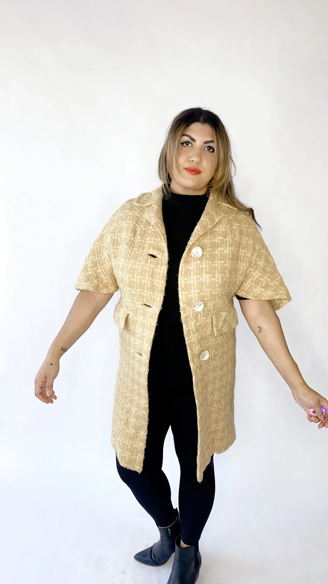 1960s Buttercup Cape Coat Size: M/L