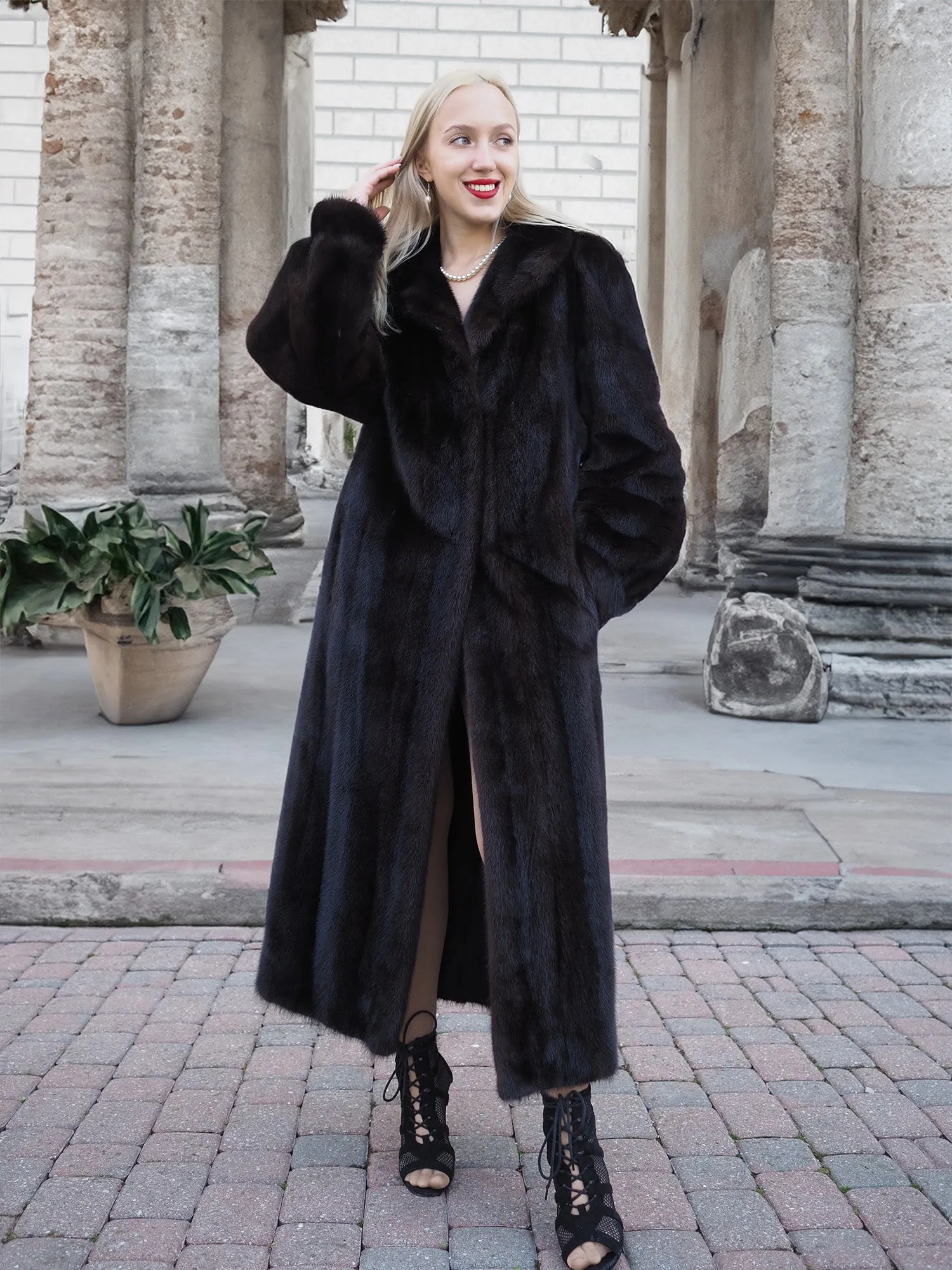 Black Mink Fur Coat Coats M Excellent