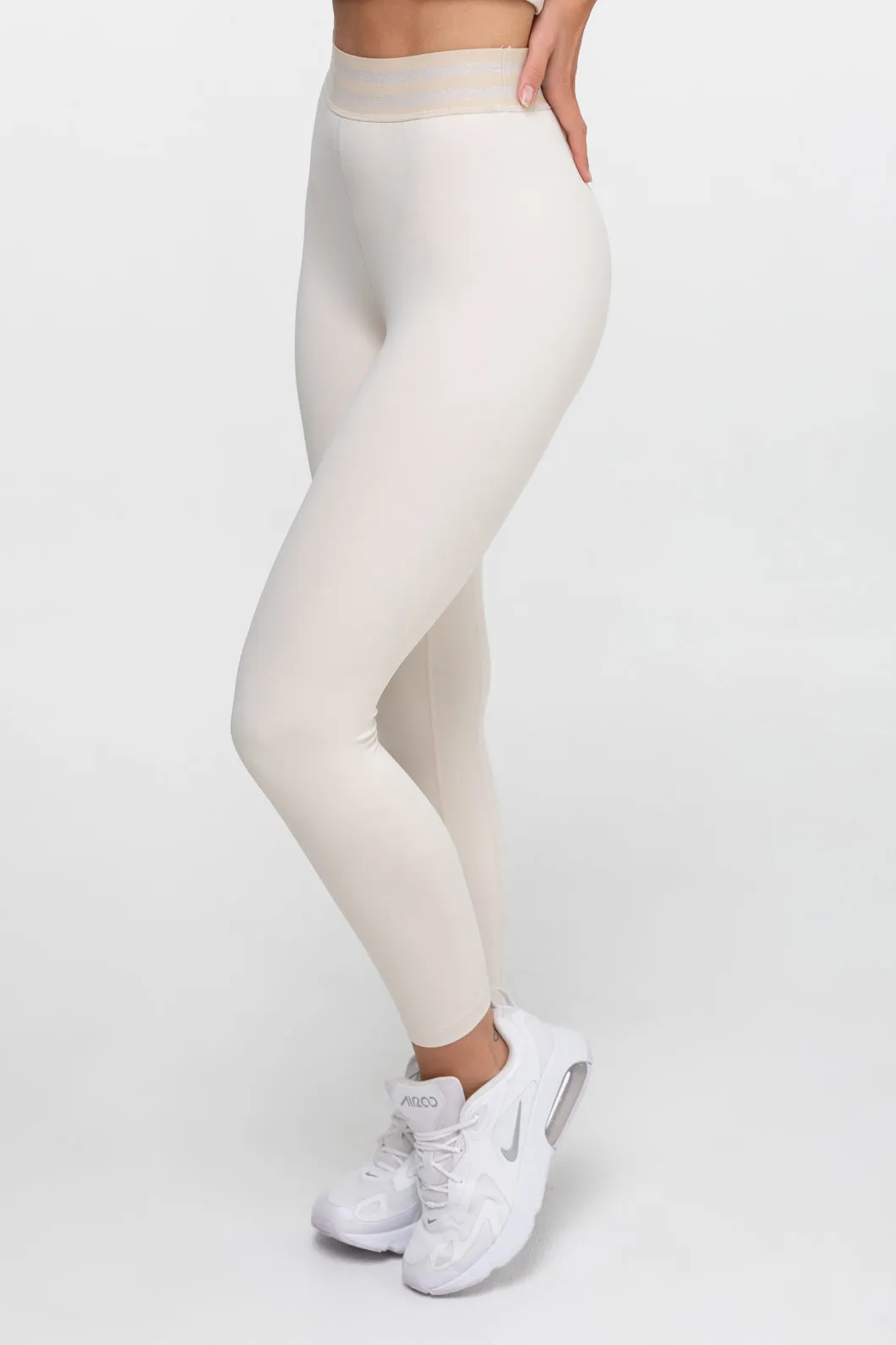 Natural Wonder Legging