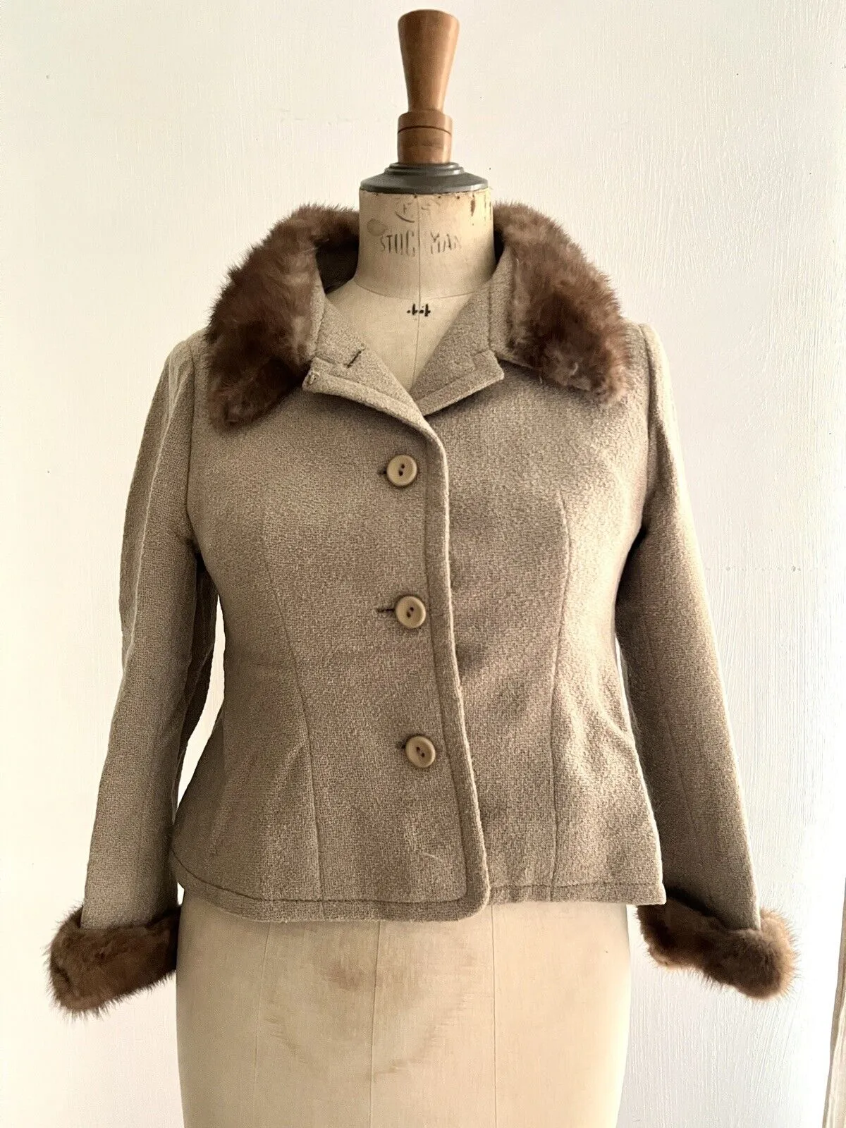 Vintage French woman beige wool spencer JACKET MINK FUR collar c1950